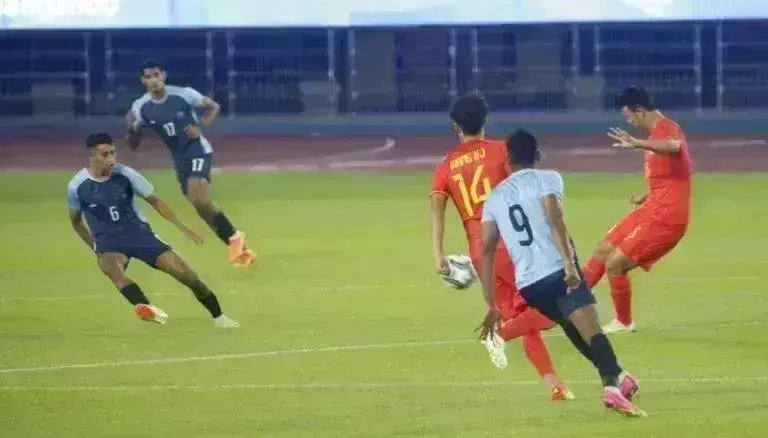 ಚೀನಾದ ವಿರುದ್ಧ ಭಾರತ ಫುಟ್ಬಾಲ್ ತಂಡಕ್ಕೆ 1-5 ಅಂತರದ ಸೋಲು