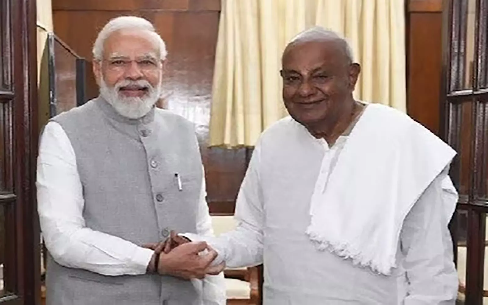 ಬಿಜೆಪಿ-ಜೆಡಿಎಸ್ ಮೈತ್ರಿ ಮಾತು: ಅಧಿಕಾರದ ಎದುರಲ್ಲಿ ಪ್ರಾದೇಶಿಕ ಪಕ್ಷದ ಅವಕಾಶವಾದಿ ಸೂತ್ರ?