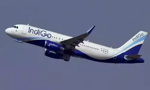 ಇಂಡಿಗೋ ವಿಮಾನದ ತುರ್ತು ಬಾಗಿಲು ತೆರೆಯಲು ಯತ್ನಿಸಿದ್ದ ಪ್ರಯಾಣಿಕ ವಶಕ್ಕೆ