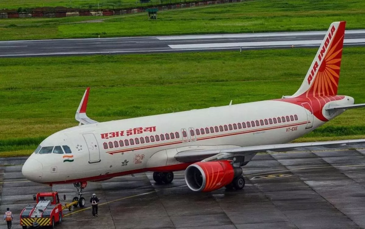 ಅಪಘಾತ ತಡೆ ಕಾರ್ಯದಲ್ಲಿ ಲೋಪ: ಏರ್ ಇಂಡಿಯಾ ಹಾರಾಟ ಸುರಕ್ಷತೆ ಮುಖ್ಯಸ್ಥನ ಅಮಾನತು ಅಪಘಾತ ತಡೆ ಕಾರ್ಯದಲ್ಲಿ ಲೋಪ: ಏರ್ ಇಂಡಿಯಾ ಹಾರಾಟ ಸುರಕ್ಷತೆ ಮುಖ್ಯಸ್ಥನ ಅಮಾನತು