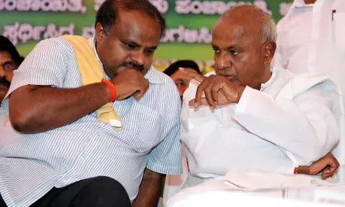 BJP-JDS ಮೈತ್ರಿ ಮಾತುಕತೆಗೆ ದೆಹಲಿಗೆ ತೆರಳಿದ ಕುಮಾರಸ್ವಾಮಿ