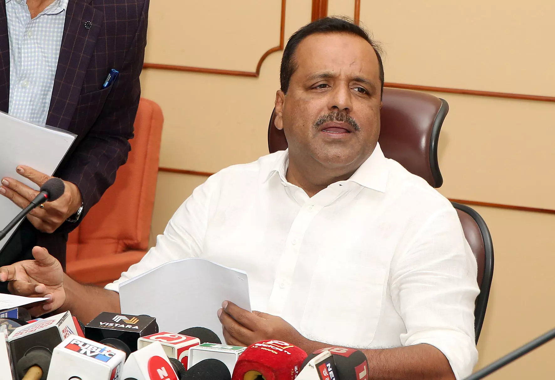 ವಿಧಾನಸೌಧ ಪ್ರವೇಶ ದ್ವಾರದ ಸೌಂದರ್ಯ ಹೆಚ್ಚಿಸಲು ಚಿಂತನೆ: ಸ್ಪೀಕರ್ ಯು.ಟಿ.ಖಾದರ್