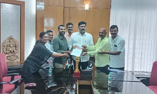 ಮಡಿಕೇರಿ ದಸರಾ ಸಮಿತಿ ನಿಯೋಗದಿಂದ ಸಚಿವರ ಭೇಟಿ