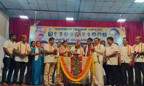 ಮಹಿಳೆಯರಿಗೆ ಮೀಸಲಾತಿ ನೀಡುವಲ್ಲಿ ಕರ್ನಾಟಕ ಮೊದಲ ರಾಜ್ಯವಾಗಿದೆ: ವೀರಪ್ಪ ಮೊಯ್ಲಿ