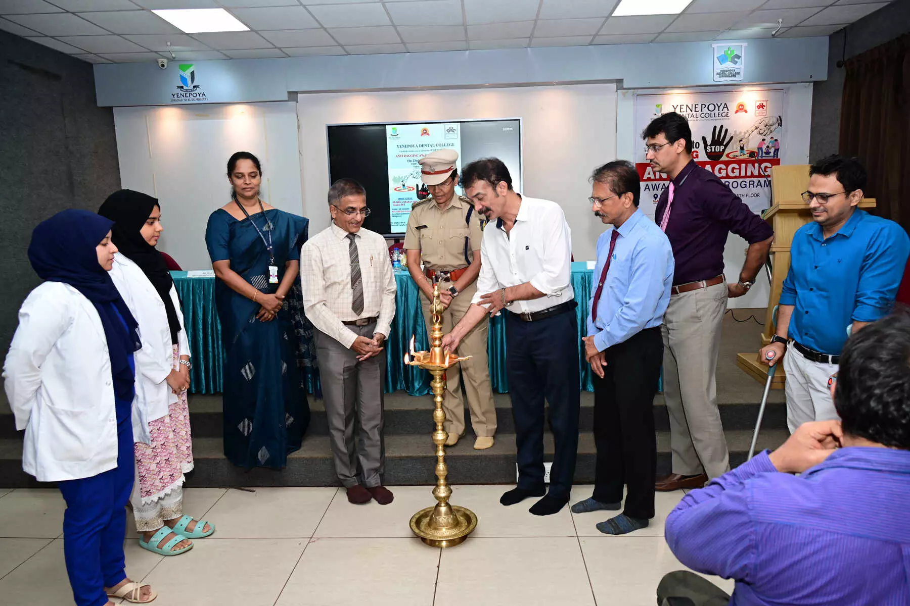 ಯೆನೆಪೋಯ ದಂತ ಕಾಲೇಜಿನಲ್ಲಿ ಕಾರ್ಯಾಗಾರ ಉದ್ಘಾಟನೆ ಯೆನೆಪೋಯ ದಂತ ಕಾಲೇಜಿನಲ್ಲಿ ಕಾರ್ಯಾಗಾರ ಉದ್ಘಾಟನೆ