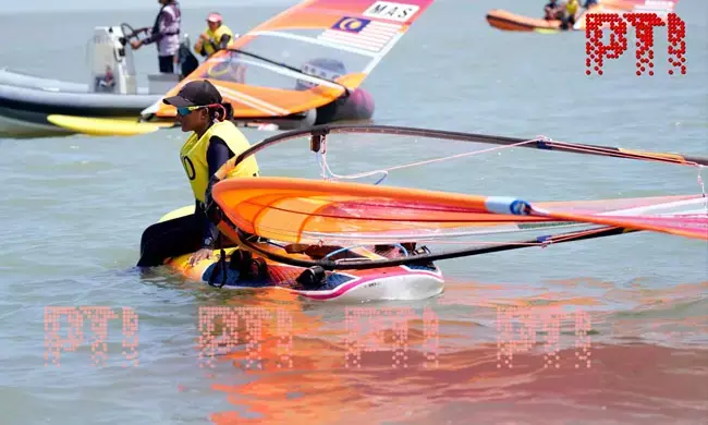 ಏಷ್ಯನ್‌ ಗೇಮ್ಸ್:‌ ಸೇಲಿಂಗ್‌ ನಲ್ಲಿ ಬೆಳ್ಳಿ ಗೆದ್ದ ಭಾರತದ ನೇಹಾ ಠಾಕೂರ್