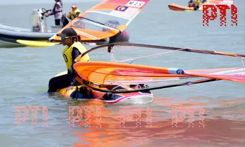 ಏಷ್ಯನ್‌ ಗೇಮ್ಸ್:‌ ಸೇಲಿಂಗ್‌ ನಲ್ಲಿ ಬೆಳ್ಳಿ ಗೆದ್ದ ಭಾರತದ ನೇಹಾ ಠಾಕೂರ್