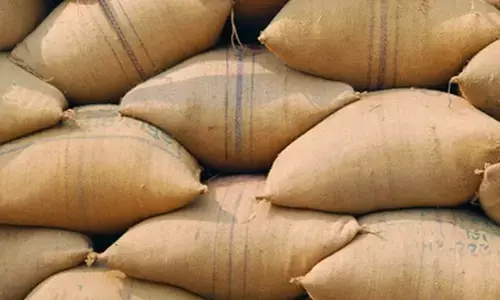 ಮುಟ್ಟುಗೋಲು ಹಾಕಲಾದ ಪಡಿತರ ಅಕ್ಕಿ ಬಹಿರಂಗ ಹರಾಜು