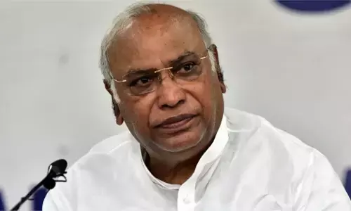 ಮಣಿಪುರ ಹಿಂಸಾಚಾರ| ಅಸಮರ್ಥ ಮುಖ್ಯಮಂತ್ರಿ ಬಿರೇನ್ ಸಿಂಗ್ ರನ್ನು ವಜಾಗೊಳಿಸಿ: ಮಲ್ಲಿಕಾರ್ಜುನ ಖರ್ಗೆ