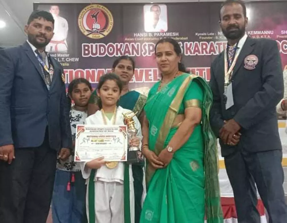 ಕರಾಟೆಯಲ್ಲಿ ಪ್ರಥಮ ಸ್ಥಾನ ಪಡೆದ ಅಮೈರಾ