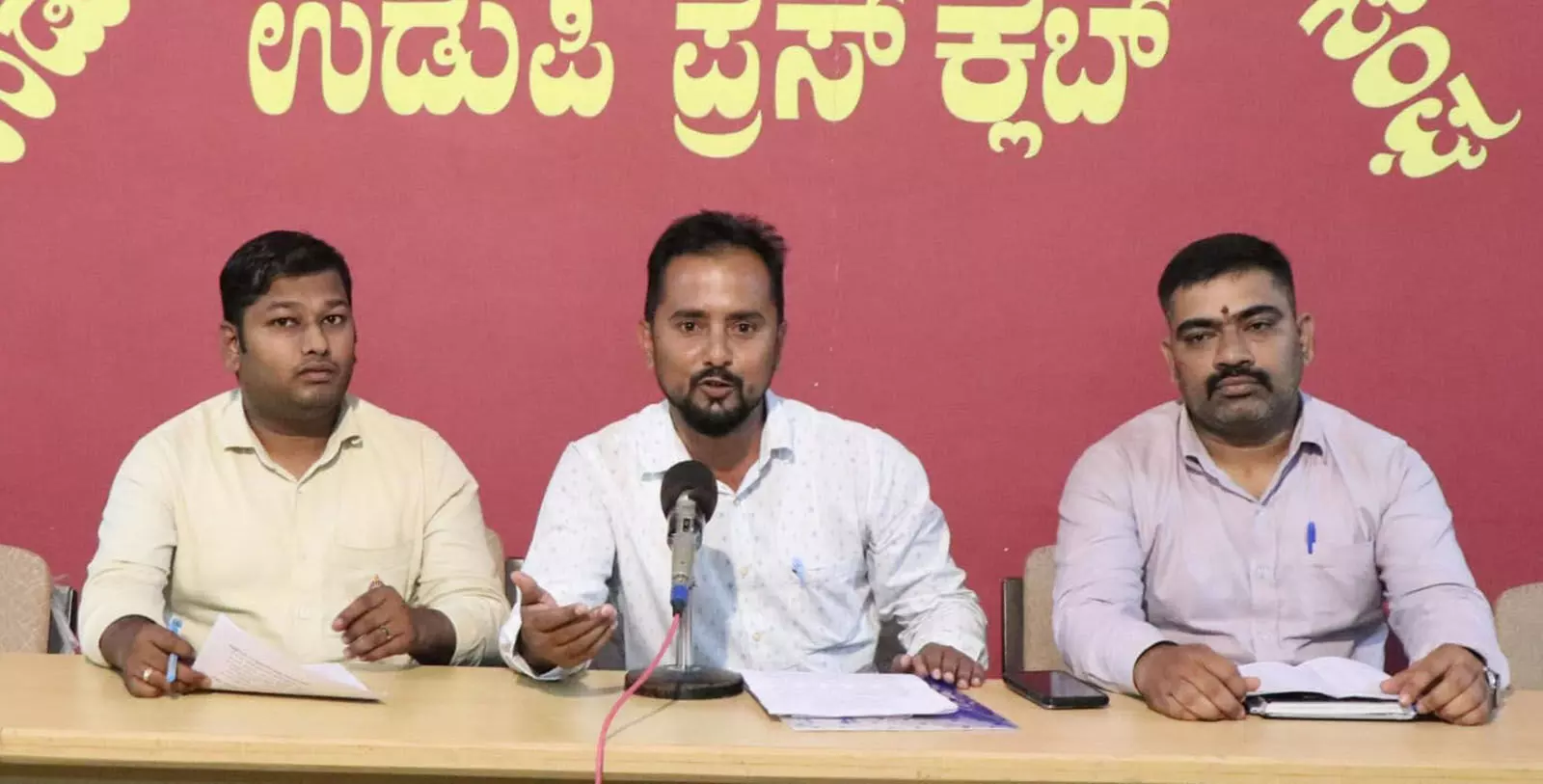 ಆಳ್ವಾಸ್ ಶಿಕ್ಷಣ ಪ್ರತಿಷ್ಠಾನದಿಂದ ಬೃಹತ್ ಉದ್ಯೋಗ ಮೇಳ ಆಳ್ವಾಸ್ ಶಿಕ್ಷಣ ಪ್ರತಿಷ್ಠಾನದಿಂದ ಬೃಹತ್ ಉದ್ಯೋಗ ಮೇಳ