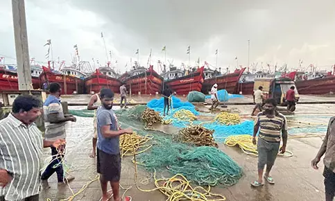 ಚಂಡಮಾರುತ ಸಾಧ್ಯತೆ: ಕರಾವಳಿಯ ಮೀನುಗಾರರಿಗೆ ಮುನ್ನೆಚ್ಚರಿಕೆ