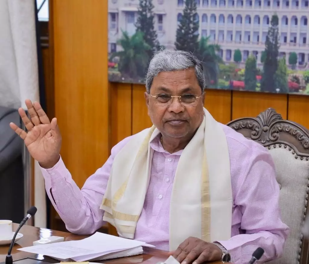 ಕಾವೇರಿ ನೀರು ನಿರ್ವಹಣಾ ಮಂಡಳಿಗೆ ಮರುಪರಿಶೀಲನಾ ಅರ್ಜಿ ಸಲ್ಲಿಕೆ: ಮುಖ್ಯಮಂತ್ರಿ ಸಿದ್ದರಾಮಯ್ಯ ಕಾವೇರಿ ನೀರು ನಿರ್ವಹಣಾ ಮಂಡಳಿಗೆ ಮರುಪರಿಶೀಲನಾ ಅರ್ಜಿ ಸಲ್ಲಿಕೆ: ಮುಖ್ಯಮಂತ್ರಿ ಸಿದ್ದರಾಮಯ್ಯ