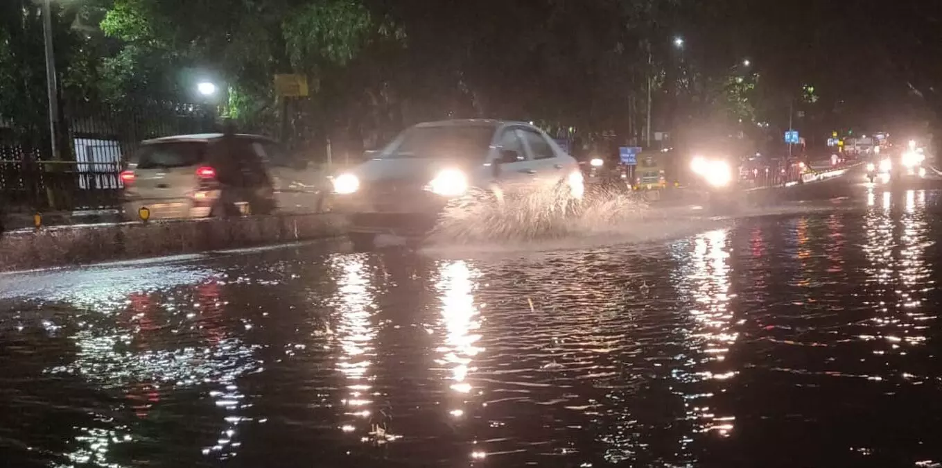 ಕರಾವಳಿಯಲ್ಲಿ ಮುಂದುವರಿದ ಮಳೆ ಕರಾವಳಿಯಲ್ಲಿ ಮುಂದುವರಿದ ಮಳೆ