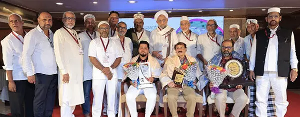 ದಾರುನ್ನೂರ್ ದಶಮಾನೋತ್ಸವ ಮತ್ತು ಸನದುದಾನ ಸಮ್ಮೇಳನ ಸ್ವಾಗತ ಸಮಿತಿ ರಚನೆ ದಾರುನ್ನೂರ್ ದಶಮಾನೋತ್ಸವ ಮತ್ತು ಸನದುದಾನ ಸಮ್ಮೇಳನ ಸ್ವಾಗತ ಸಮಿತಿ ರಚನೆ