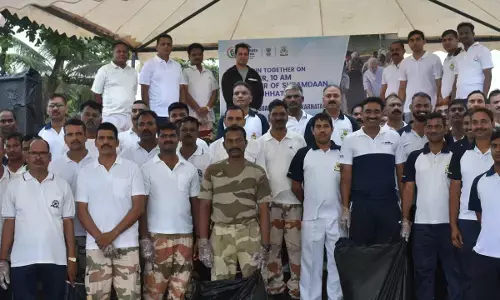 ಪಣಂಬೂರು , ತಣ್ಣೀರುಭಾವಿ ಬೀಚ್‌ನಲ್ಲಿ ಕೋಸ್ಟ್ ಗಾರ್ಡ್ ನೇತೃತ್ವದಲ್ಲಿ ಮೆಗಾ ಸ್ವಚ್ಛತಾ ಅಭಿಯಾನ