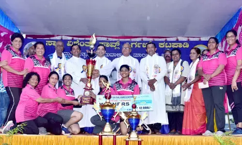 ಉಡುಪಿ ಕ್ರೈಸ್ತ ಧರ್ಮಪ್ರಾಂತ ಮಟ್ಟದ ತ್ರೋಬಾಲ್, ಕ್ರಿಕೆಟ್ ಪಂದ್ಯಾಟ: ಕೊಳಲಗಿರಿ, ಉಡುಪಿ ಚರ್ಚ್ ಚಾಂಪಿಯನ್