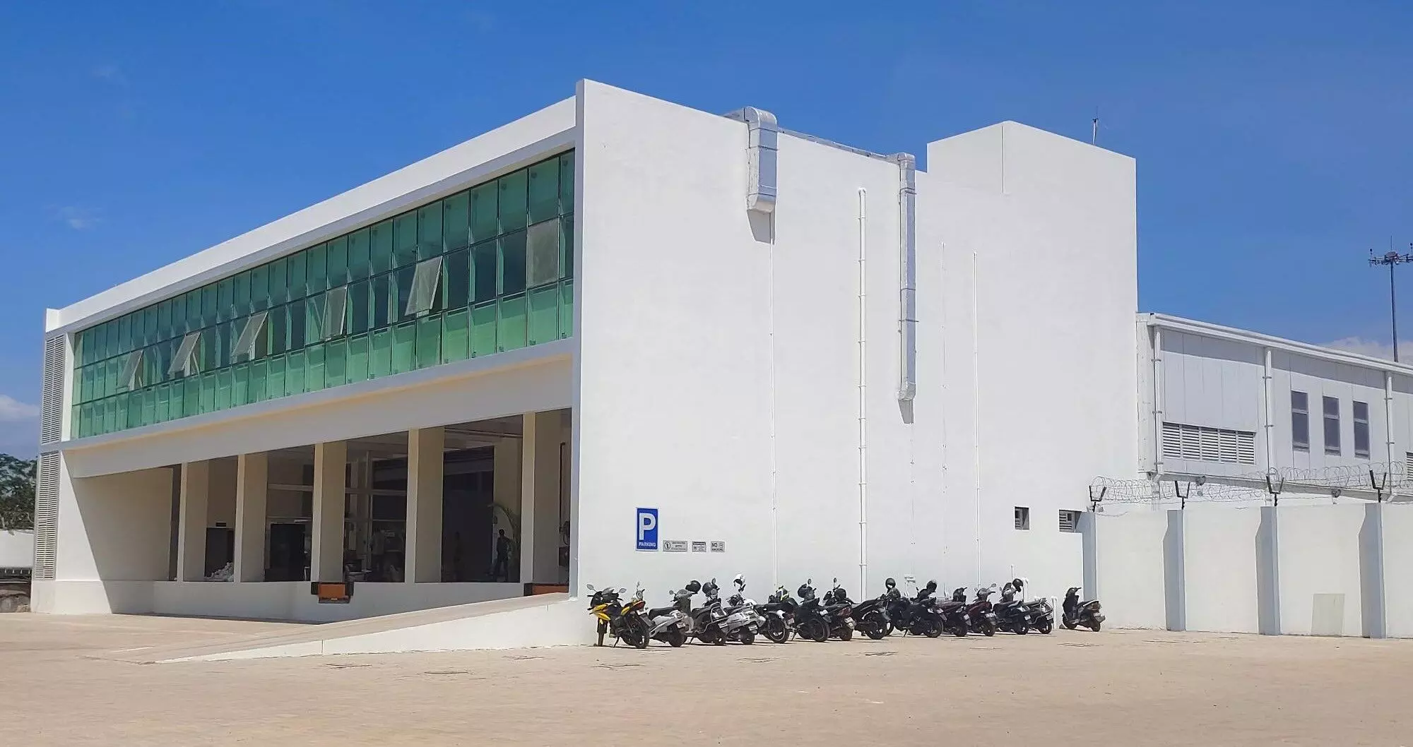 ಮಂಗಳೂರು ಅಂತರಾಷ್ಟ್ರೀಯ ವಿಮಾನ ನಿಲ್ದಾಣ: ದೇಶೀಯ ಸರಕು ನಿರ್ವಹಣೆಯಲ್ಲಿ ಪ್ರಗತಿ ಸ್ಥಿರ ಮಂಗಳೂರು ಅಂತರಾಷ್ಟ್ರೀಯ ವಿಮಾನ ನಿಲ್ದಾಣ: ದೇಶೀಯ ಸರಕು ನಿರ್ವಹಣೆಯಲ್ಲಿ ಪ್ರಗತಿ ಸ್ಥಿರ