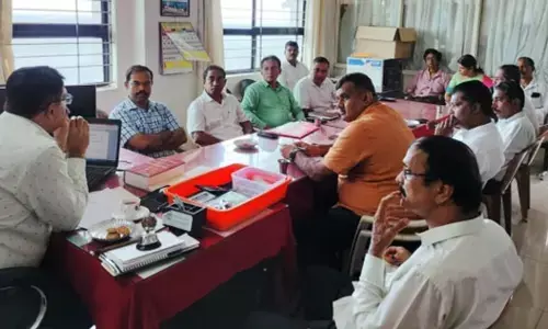 ಅಂಗಡಿ ಮತ್ತು ವಾಣಿಜ್ಯ ಸಂಸ್ಥೆಗಳ ನೋಂದಣಿ ಕುರಿತು ಸಭೆ