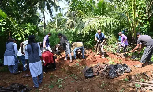 ಕಾಸರಗೋಡು: ಐಸಿಎಆರ್-ಸಿಪಿಸಿಆರ್ ನಲ್ಲಿ ಸ್ವಚ್ಛತಾ ದಿವಸ್ ಕಾರ್ಯಕ್ರಮ