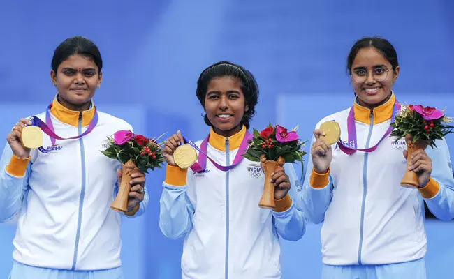 ಏಶ್ಯನ್ ಗೇಮ್ಸ್: ಆರ್ಚರಿಯಲ್ಲಿ ಜ್ಯೋತಿ, ಅದಿತಿ, ಪರ್ನೀತ್‌ ಬಂಗಾರದ ಸಾಧನೆ