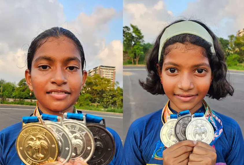 ಮಂಗಳೂರು: ರಾಜ್ಯ ಮಟ್ಟದ ಸ್ಕೇಟಿಂಗ್ ನಲ್ಲಿ ಅನಘಾ ರಾಜೇಶ್, ಆರ್ನಾ ರಾಜೇಶ್ ಅಮೋಘ ಸಾಧನೆ ಮಂಗಳೂರು: ರಾಜ್ಯ ಮಟ್ಟದ ಸ್ಕೇಟಿಂಗ್ ನಲ್ಲಿ ಅನಘಾ ರಾಜೇಶ್, ಆರ್ನಾ ರಾಜೇಶ್ ಅಮೋಘ ಸಾಧನೆ