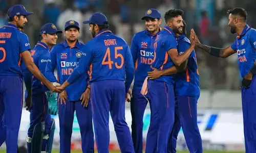 ವಿಶ್ವಕಪ್‌ ಅಭಿಯಾನಕ್ಕೂ ಮುನ್ನ ಭಾರತಕ್ಕೆ ಆಘಾತ: ಆಸೀಸ್ ಪಂದ್ಯಕ್ಕೆ ತಾರಾ ಬ್ಯಾಟರ್ ಅನುಮಾನ!