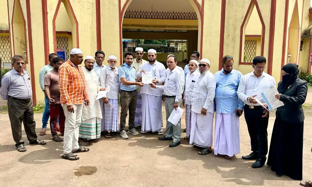 ಭಟ್ಕಳದಲ್ಲಿ ಪ್ರಮುಖ ರೈಲುಗಳನ್ನು ನಿಲುಗಡೆಗೊಳಿಸುವಂತೆ ಆಗ್ರಹಿಸಿ ವಿವಿಧ ಸಂಘಟನೆಗಳಿಂದ ಮನವಿ