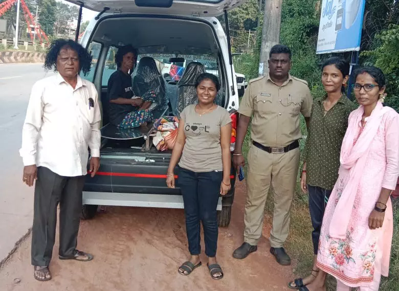 ಅಸಹಾಯಕ ಸ್ಥಿತಿಯಲ್ಲಿದ್ದ ಮುಂಬೈ ಮೂಲದ ಮಹಿಳೆ ರಕ್ಷಣೆ