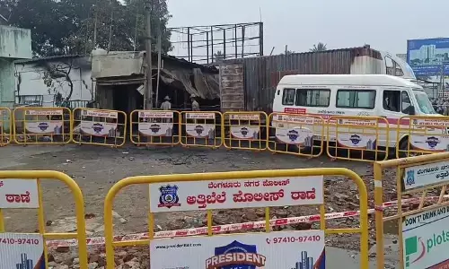 ಅತ್ತಿಬೆಲೆ ಪಟಾಕಿ ಗೋದಾಮಿನಲ್ಲಿ ದುರಂತ: ಮಳಿಗೆ ಮಾಲಕನ ಬಂಧನ