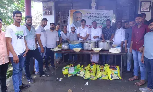 ಬಂಟ್ವಾಳ :  ಯು.ಟಿ.ಖಾದರ್ ಅಭಿಮಾನಿ ಬಳಗ ವತಿಯಿಂದ ಹುಟ್ಟು ಹಬ್ಬ ಆಚರಣೆ