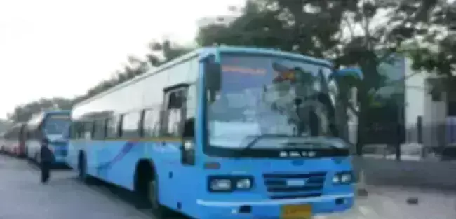 ಮದ್ಯ ಸೇವಿಸಿ ಪ್ರಯಾಣಿಕರೊಂದಿಗೆ ದುರ್ವರ್ತನೆ: ಬಿಎಂಟಿಸಿ ನಿರ್ವಾಹಕನ ವೇತನ ಕಡಿತ ಆದೇಶ ಎತ್ತಿ ಹಿಡಿದ ಹೈಕೋರ್ಟ್