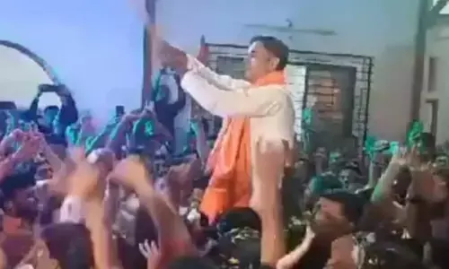 ಹಿಂದುತ್ವ ಭಯೋತ್ಪಾದನೆಯ ಆರೋಪಿ ವೈಭವ್ ರಾವತ್ ಜೈಲಿನಿಂದ ಬಿಡುಗಡೆ: ಡಿಜೆ ಸಂಗೀತದೊಂದಿಗೆ ಅದ್ದೂರಿ ಸ್ವಾಗತ