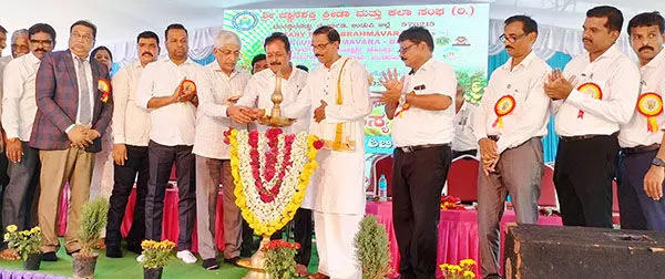 ಕೃಷಿಯಿಂದ ಸ್ವಾವಲಂಬಿ, ಸ್ವಾಭಿಮಾನಿ ಬದುಕು ಸಾಧ್ಯವಿದೆ: ಸಚಿವ ಚೆಲುವರಾಯ ಸ್ವಾಮಿ ಕೃಷಿಯಿಂದ ಸ್ವಾವಲಂಬಿ, ಸ್ವಾಭಿಮಾನಿ ಬದುಕು ಸಾಧ್ಯವಿದೆ: ಸಚಿವ ಚೆಲುವರಾಯ ಸ್ವಾಮಿ