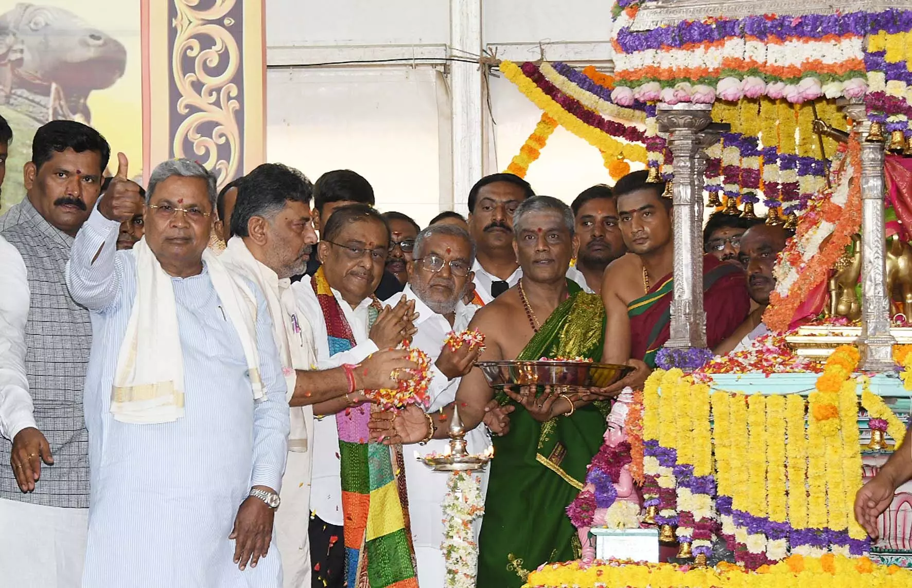 ನಾಡ ಹಬ್ಬ ದಸರಾಗೆ ಚಾಲನೆ- ಚಿತ್ರಗಳಲ್ಲಿ ನೋಡಿ