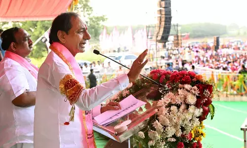 ಬಿಆರ್‌ಎಸ್‌ ಪ್ರಣಾಳಿಕೆ ಬಿಡುಗಡೆ: 400 ರೂ.ಗೆ ಎಲ್ಪಿಜಿ ಸಿಲಿಂಡರ್, ಹೆಚ್ಚಿನ ಸಾಮಾಜಿಕ ಭದ್ರತಾ ಪಿಂಚಣಿ ಭರವಸೆ