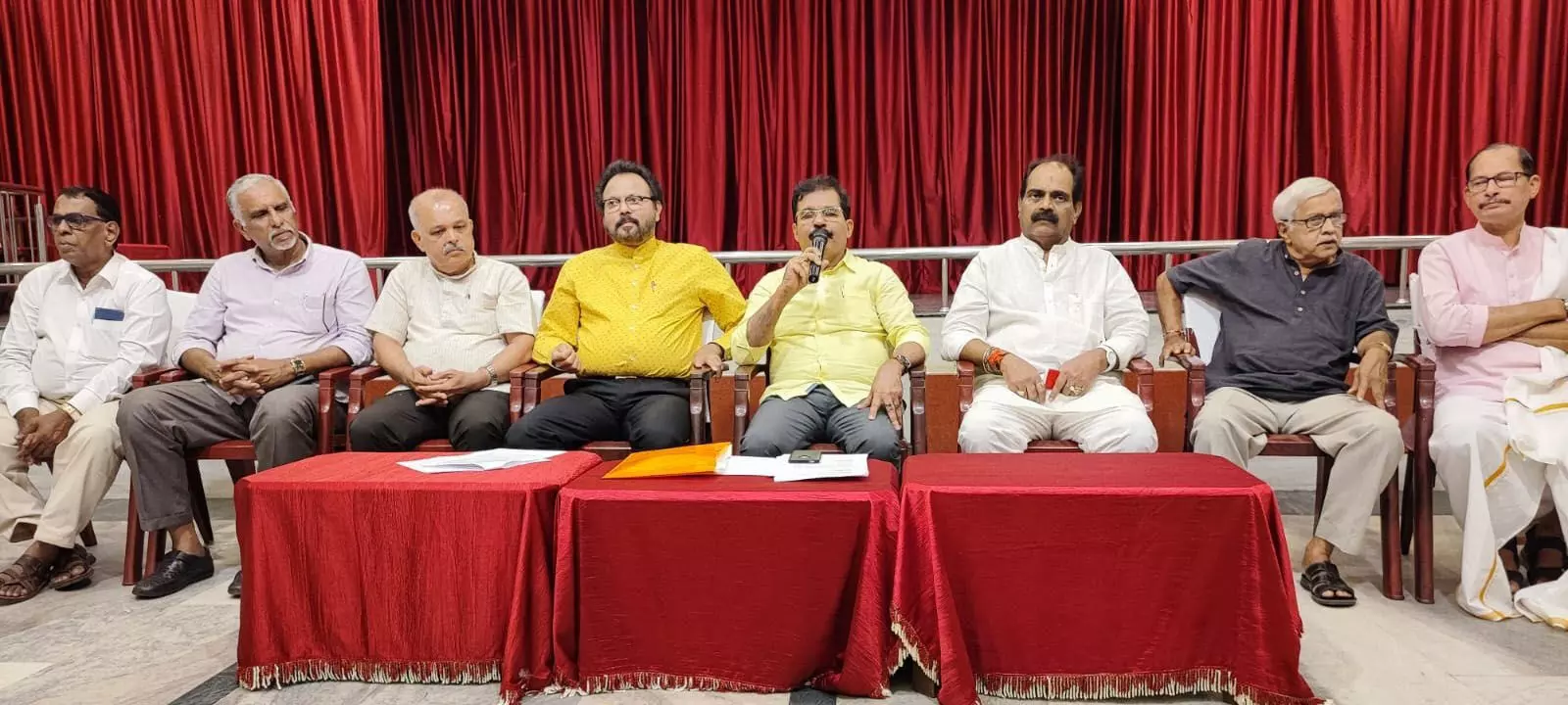 ಮುಂಬೈ ಮಾದರಿಯಲ್ಲಿ ಕಡಲ್ಕೊರೆತ ಸಮಸ್ಯೆಗೆ ಶಾಶ್ವತ ಪರಿಹಾರಕ್ಕೆ ಆಗ್ರಹ