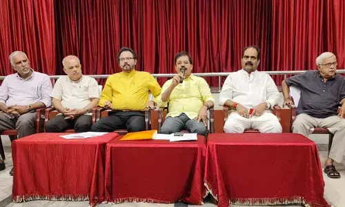 ಮುಂಬೈ ಮಾದರಿಯಲ್ಲಿ ಕಡಲ್ಕೊರೆತ ಸಮಸ್ಯೆಗೆ ಶಾಶ್ವತ ಪರಿಹಾರಕ್ಕೆ ಆಗ್ರಹ