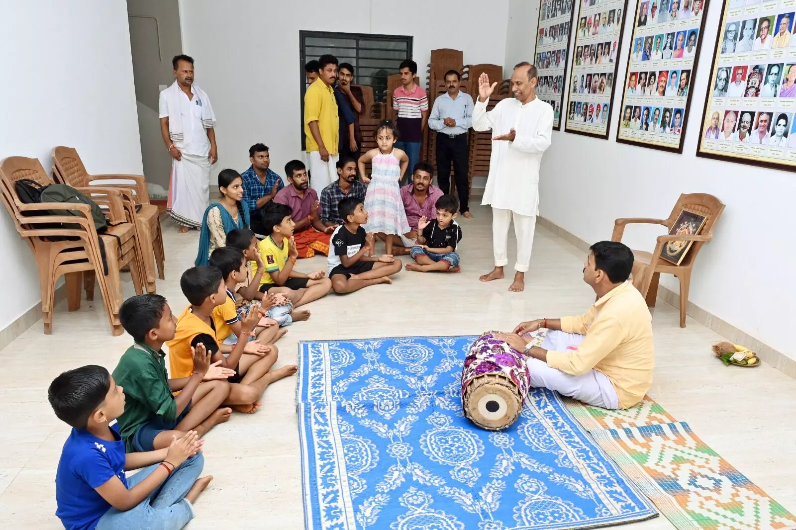 ಸಿರಿಬಾಗಿಲು ಪ್ರತಿಷ್ಠಾನದಲ್ಲಿ ತೆಂಕುತಿಟ್ಟು ಯಕ್ಷಮಾರ್ಗ 2 ಮತ್ತು ಯಕ್ಷಗಾನ ಹಿಮ್ಮೇಳ ತರಗತಿ ಉದ್ಘಾಟನೆ ಸಿರಿಬಾಗಿಲು ಪ್ರತಿಷ್ಠಾನದಲ್ಲಿ ತೆಂಕುತಿಟ್ಟು ಯಕ್ಷಮಾರ್ಗ 2 ಮತ್ತು ಯಕ್ಷಗಾನ ಹಿಮ್ಮೇಳ ತರಗತಿ ಉದ್ಘಾಟನೆ