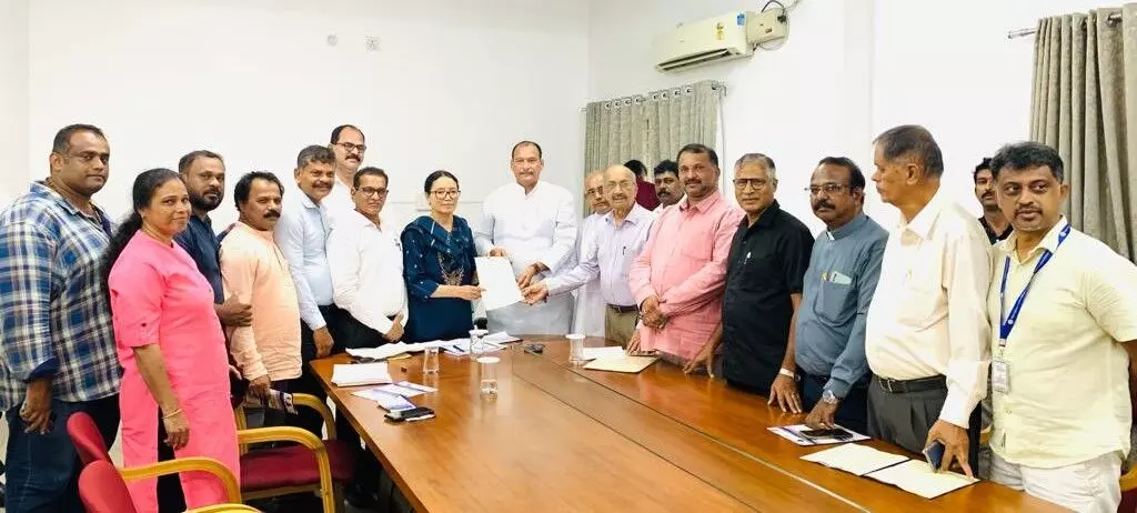 ಕ್ರೈಸ್ತರಿಗೆ ಶೇ. 3ರಷ್ಟು ಉದ್ಯೋಗ- ಶಿಕ್ಷಣದಲ್ಲಿ ಮೀಸಲಾತಿಗೆ ರಾಷ್ಟ್ರೀಯ ಅಲ್ಪಸಂಖ್ಯಾತ ಆಯೋಗಕ್ಕೆ ಒತ್ತಾಯ