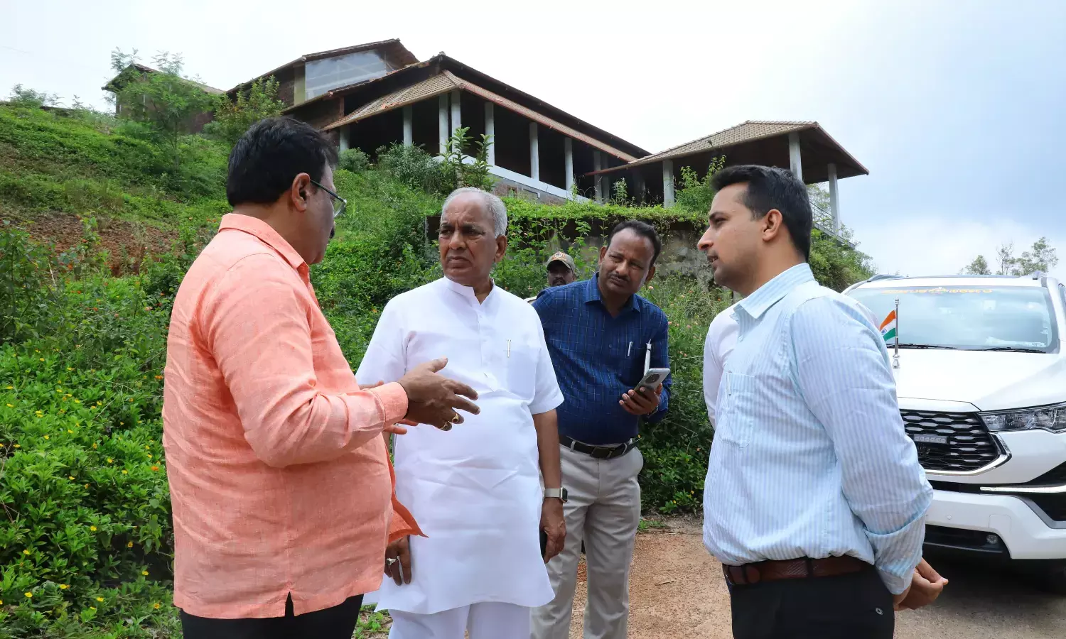 ಪೂರ್ಣಗೊಳ್ಳದ ಕೊಡವ ಹೆರಿಟೇಜ್ ಯೋಜನೆ; ಸಚಿವ ಭೋಸರಾಜು ಅಸಮಾಧಾನ