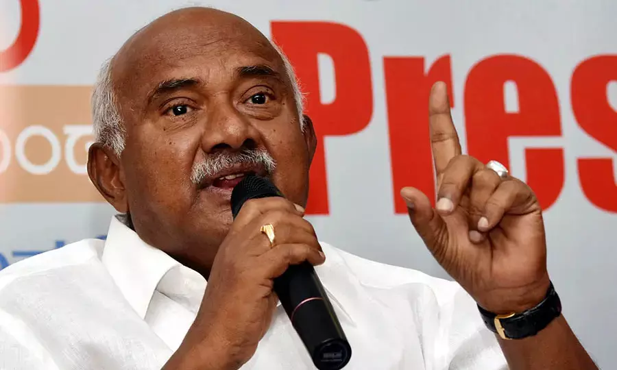 ದಸರಾ ಕವಿಗೋಷ್ಠಿ ಬಗ್ಗೆ ನನ್ನ ಅಭಿಪ್ರಾಯವನ್ನು ಕೇಳಿಲ್ಲ; ಎಲ್ಲಾ ಅಧಿಕಾರಿಗಳ ದರ್ಬಾರ್: ಎಚ್.ವಿಶ್ವನಾಥ್ ಅಸಮಾಧಾನ