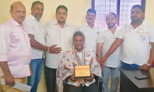 ಸಮಾಜ ಸೇವಕ ಮೊಹಮ್ಮದ್ ರಫೀಕ್ ಬಿ.ಎಸ್.ಎಫ್ ರಿಗೆ ಸನ್ಮಾನ