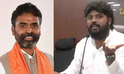 ಸಂಸದ ಮುನಿಸ್ವಾಮಿಯನ್ನು ಸೋಲಿಸಲು ಕೋಲಾರದಲ್ಲೂ ಓಡಾಡುತ್ತೇನೆ:  ಶಾಸಕ ಪ್ರದೀಪ್ ಈಶ್ವರ್