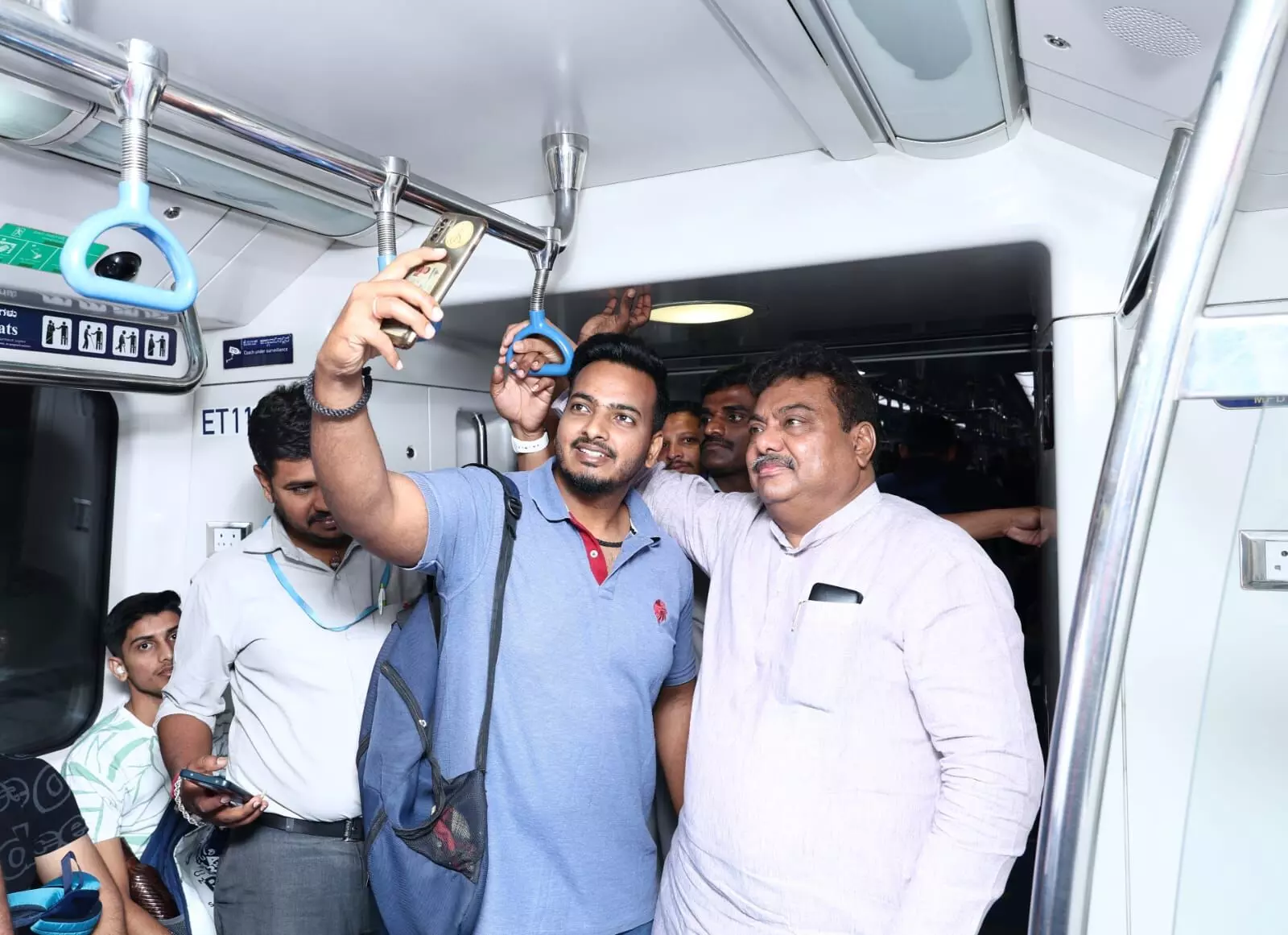 ʻಖುಷಿ ತಂದ ನಮ್ಮ ಮೆಟ್ರೋ ಪ್ರಯಾಣ..ʻ; ವೀಡಿಯೊ ಹಂಚಿಕೊಂಡ ಸಚಿವ ಎಂ ಬಿ ಪಾಟೀಲ್