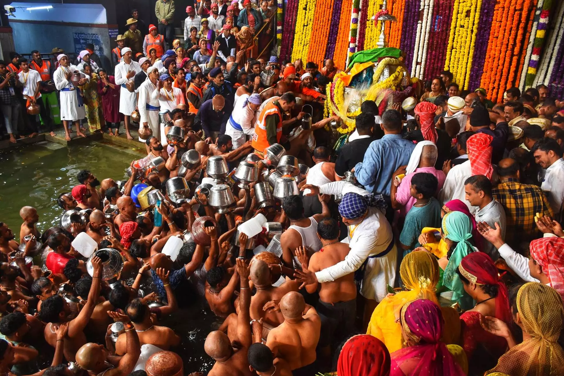 ತಲಕಾವೇರಿಯಲ್ಲಿ ಕಾವೇರಿ ತೀರ್ಥೋದ್ಭವ