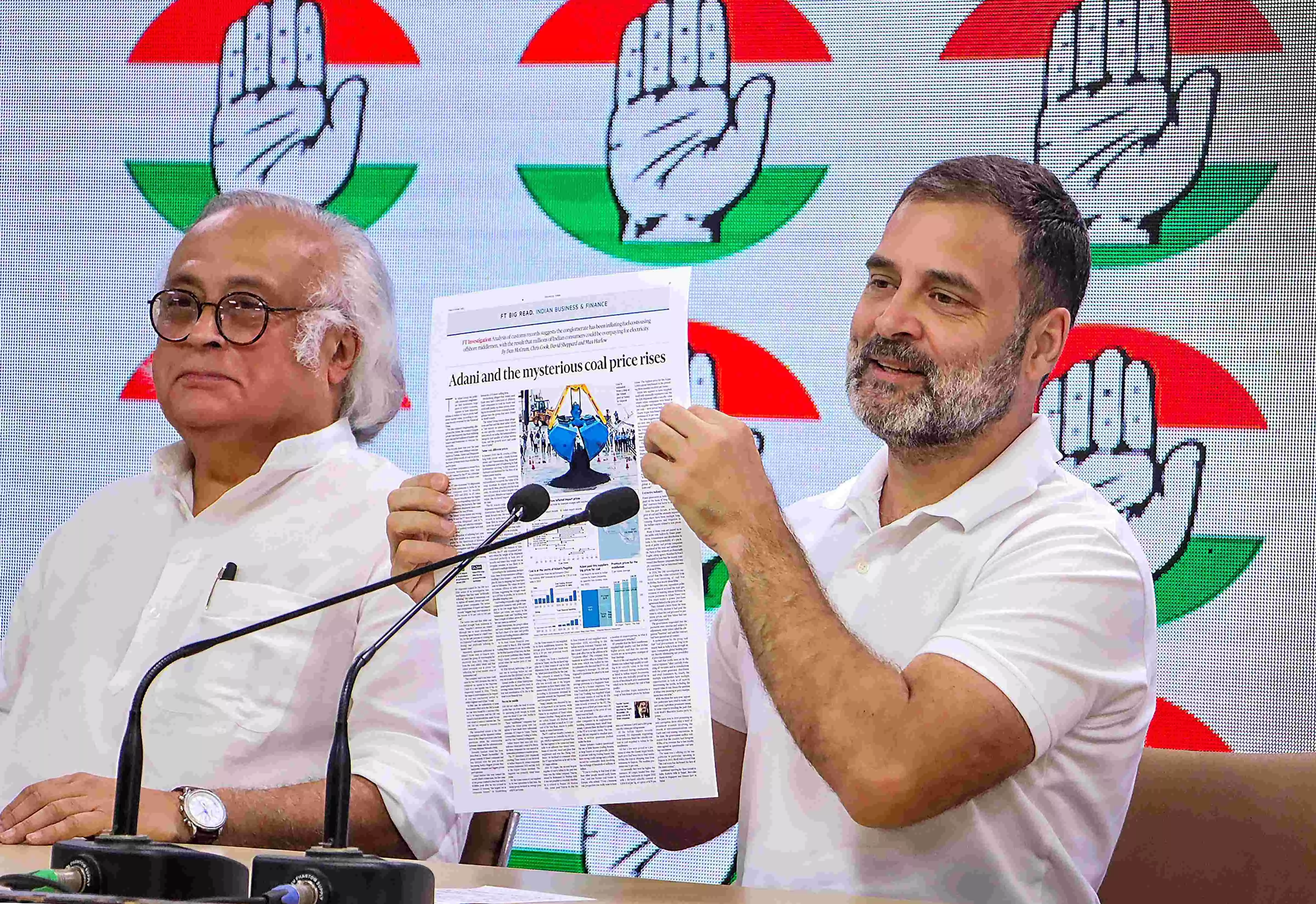 ಅದಾನಿಗೆ ಭಾರತದಲ್ಲಿ ‘ಸಹಿ ಹಾಕಿದ ಖಾಲಿ ಚೆಕ್’ ನೀಡಲಾಗಿದೆ : ರಾಹುಲ್ ಗಾಂಧಿ ಆರೋಪ ಅದಾನಿಗೆ ಭಾರತದಲ್ಲಿ ‘ಸಹಿ ಹಾಕಿದ ಖಾಲಿ ಚೆಕ್’ ನೀಡಲಾಗಿದೆ : ರಾಹುಲ್ ಗಾಂಧಿ ಆರೋಪ