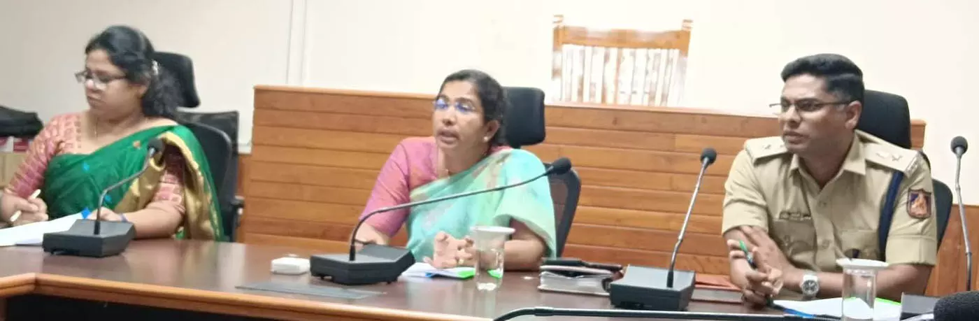 ಇಂದ್ರಾಳಿಯ ರೈಲ್ವೆ ಮೇಲ್ಸೇತುವೆ ಕಾಮಗಾರಿ ಡಿಸೆಂಬರ್ ಒಳಗೆ ಮುಗಿಸಿ: ಜಿಲ್ಲಾ ರಸ್ತೆ ಸುರಕ್ಷತಾ ಸಮಿತಿ ಸಭೆಯಲ್ಲಿ ಉಡುಪಿ ಜಿಲ್ಲಾಧಿಕಾರಿ ಇಂದ್ರಾಳಿಯ ರೈಲ್ವೆ ಮೇಲ್ಸೇತುವೆ ಕಾಮಗಾರಿ ಡಿಸೆಂಬರ್ ಒಳಗೆ ಮುಗಿಸಿ: ಜಿಲ್ಲಾ ರಸ್ತೆ ಸುರಕ್ಷತಾ ಸಮಿತಿ ಸಭೆಯಲ್ಲಿ ಉಡುಪಿ ಜಿಲ್ಲಾಧಿಕಾರಿ