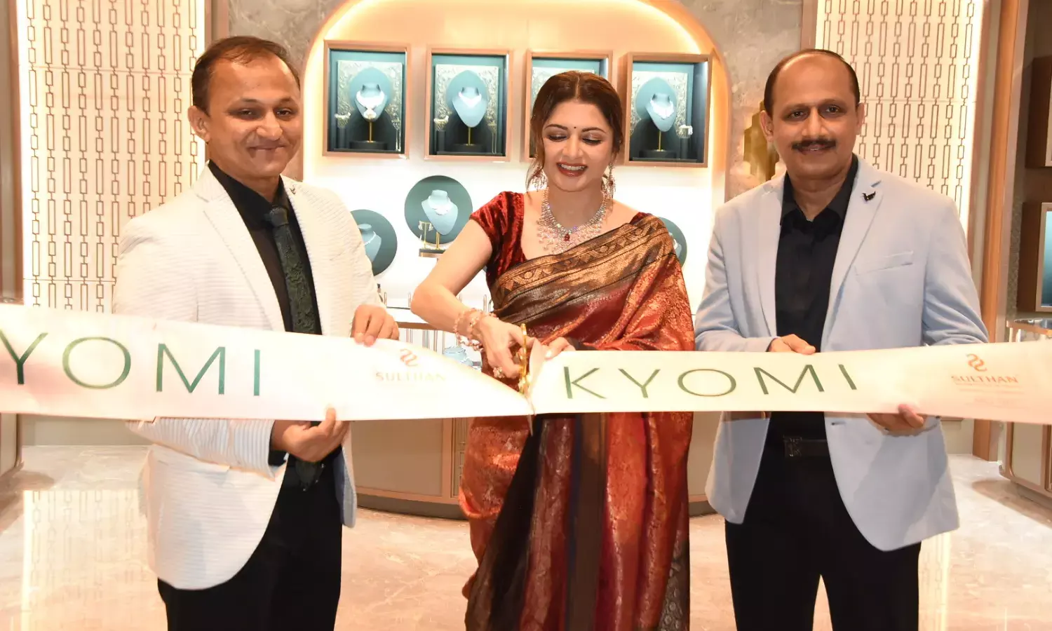 ಸುಲ್ತಾನ್ ಡೈಮಂಡ್ಸ್ ಆ್ಯಂಡ್ ಗೋಲ್ಡ್ ಶೋರೂಮ್: ವಜ್ರ ಮತ್ತು ಪೋಲ್ಕಿ ವಜ್ರಾಭರಣಗಳ ಬ್ರಾಂಡ್ ‘ಕಿಯೋಮಿ’ ಅನಾವರಣ