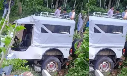 ಜೀಪು ಪಲ್ಟಿ; ಕಾರ್ಮಿಕ ಮೃತ್ಯು